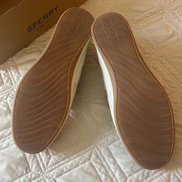 Sperry Women’s Songfish Boat Shoe - Picture 2 of 8